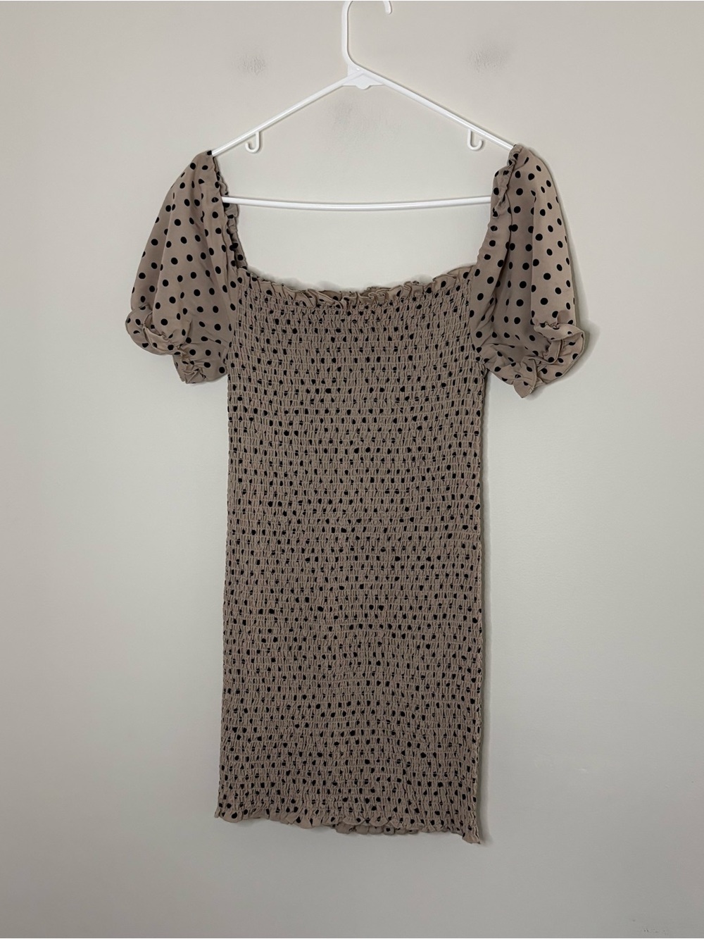 Love Tree Large Short Off Shoulder Dress smocked Beige Bodycon Boho Costume